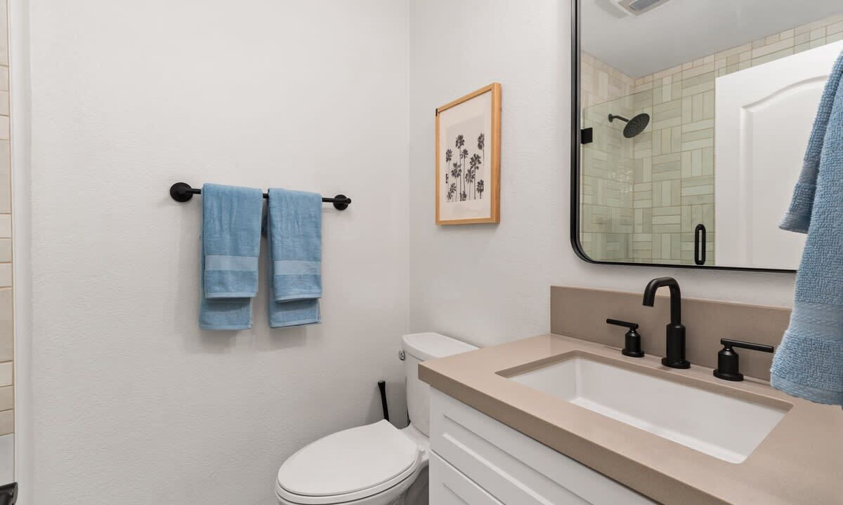 Photo of Bathroom in Olde Solana Beach