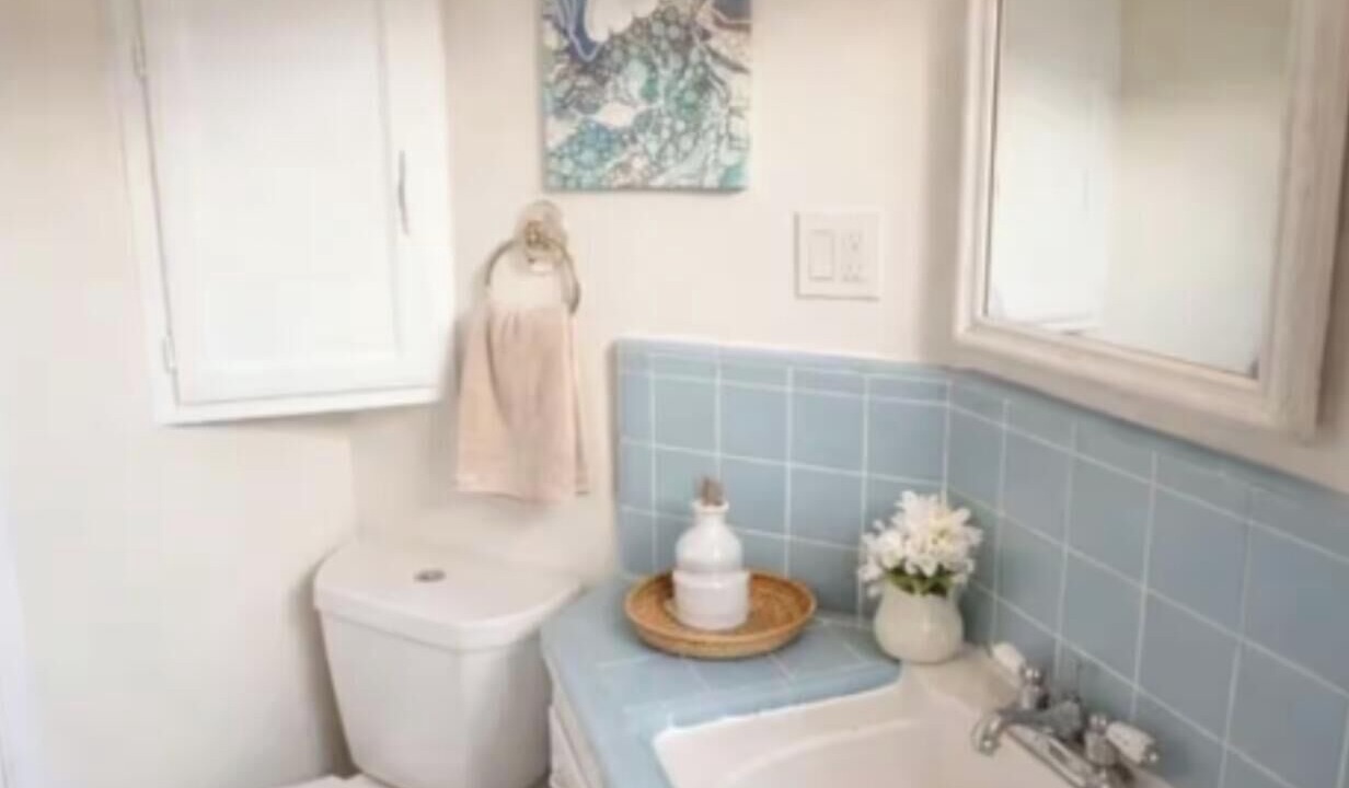 Photo of Bathroom in Hawthorne