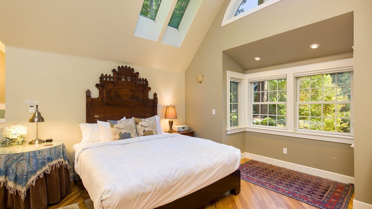 Photo of Bedroom in Arcata