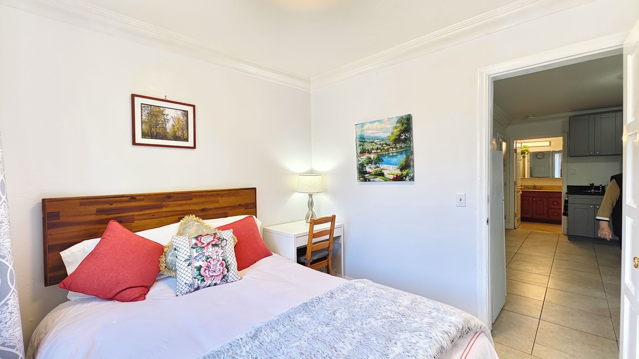 Photo of Bedroom in Inner Richmond