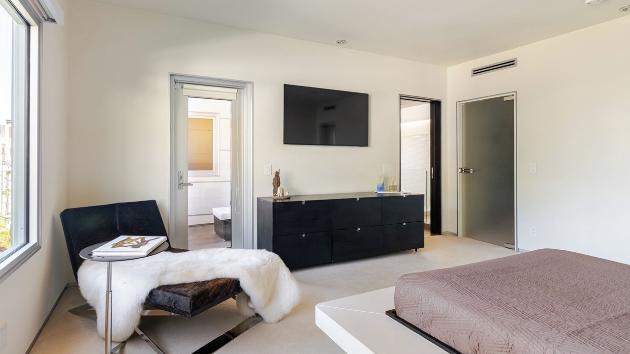 Photo of Bedroom in Hollywood Hills West