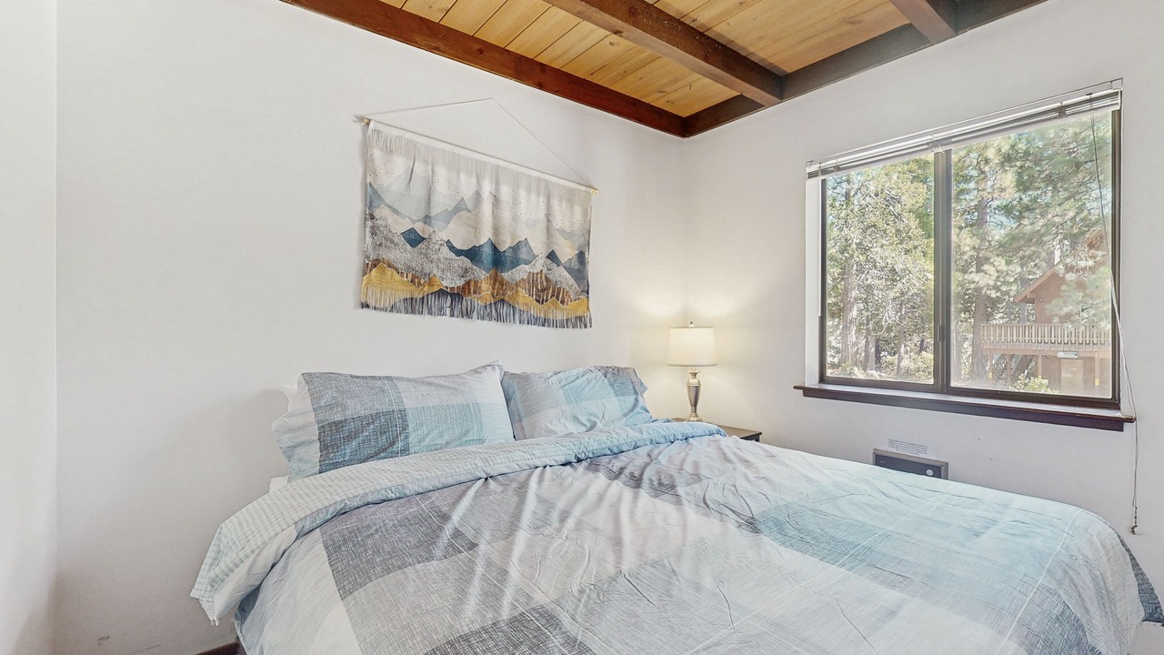 Photo of Bedroom in Yosemite West