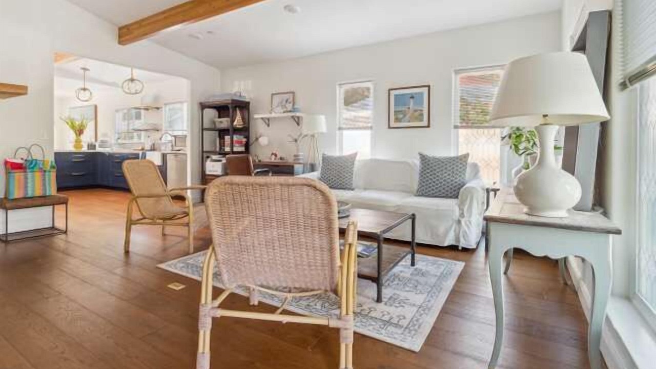 Photo of Livingroom in Westside Santa Cruz