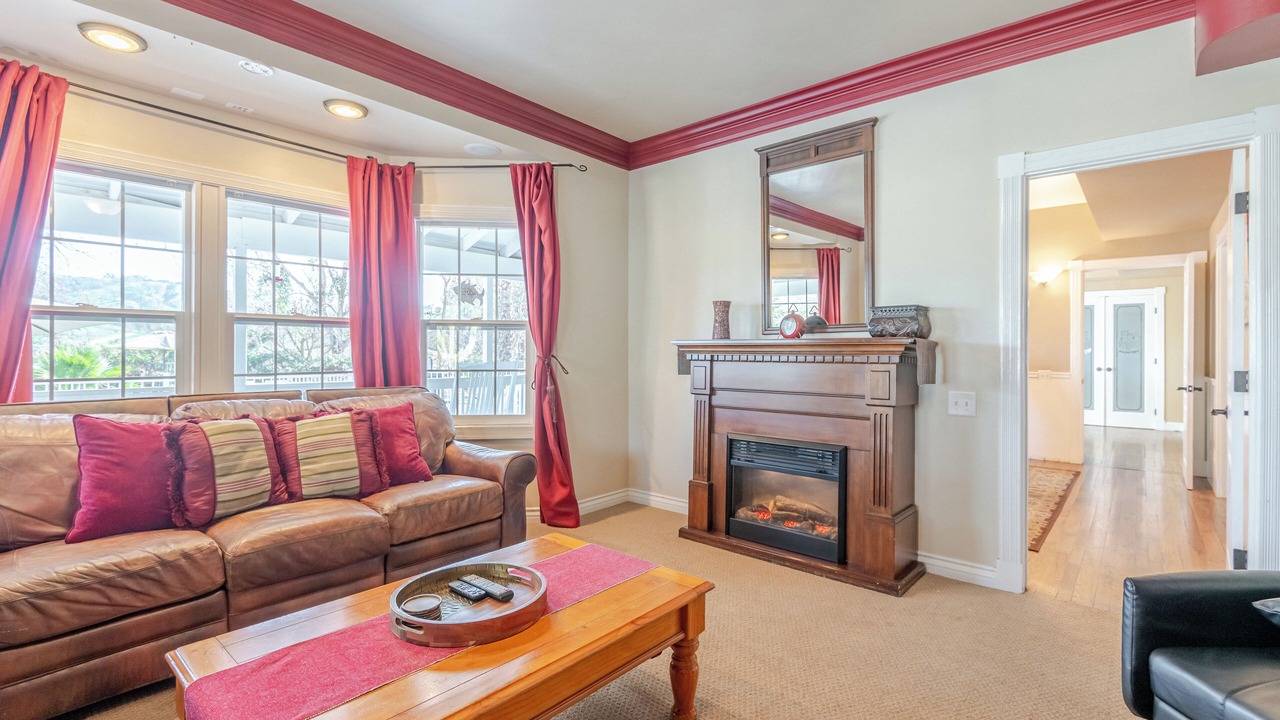 Photo of Livingroom in Paso Robles