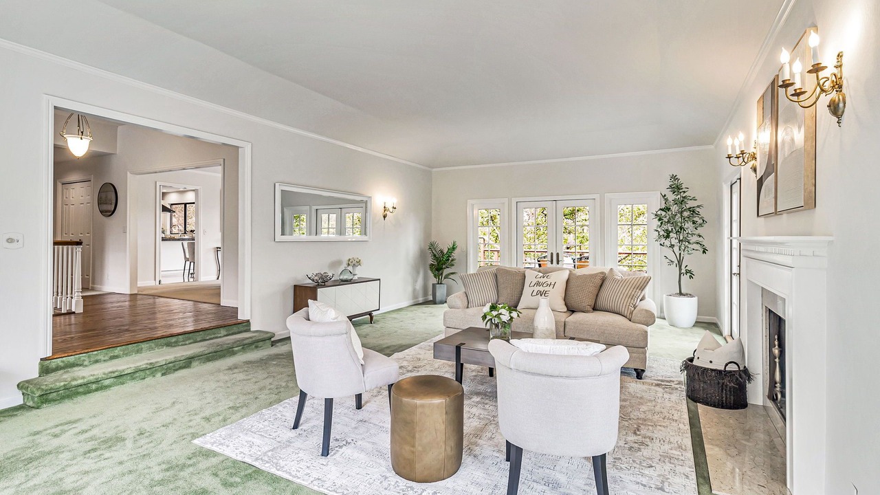 Photo of Livingroom in Burlingame