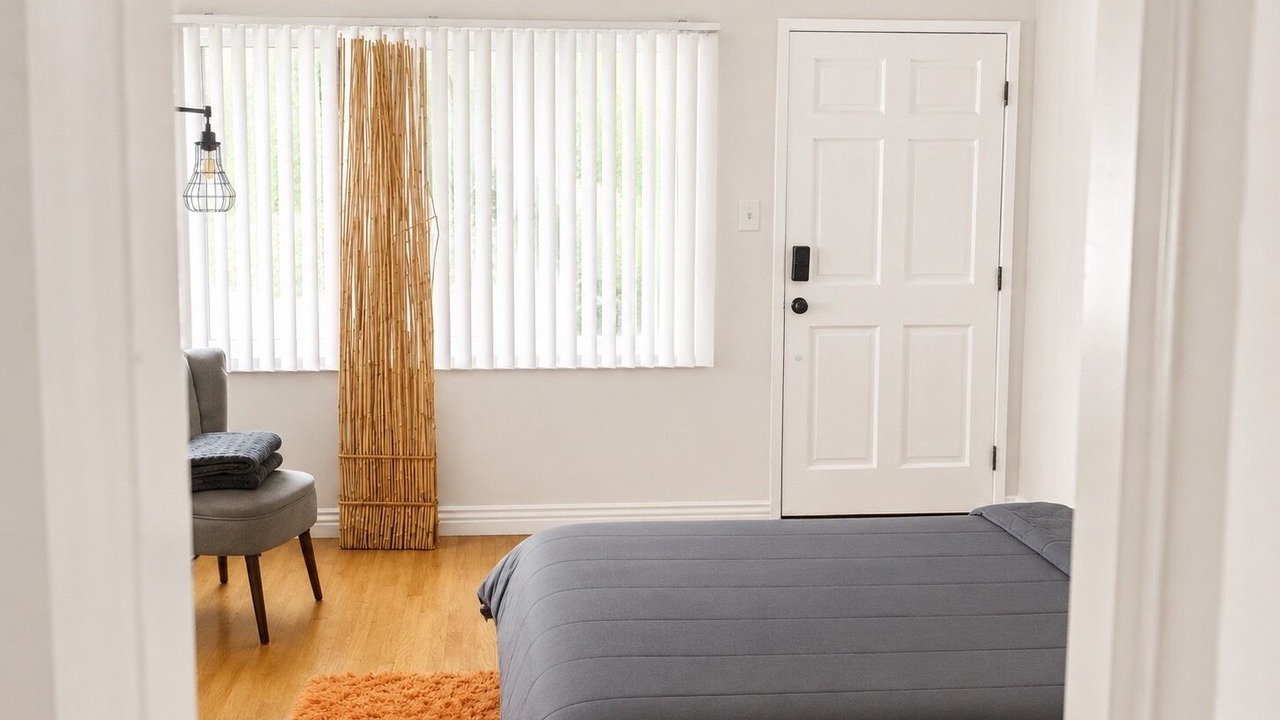 Photo of Bedroom in Burbank