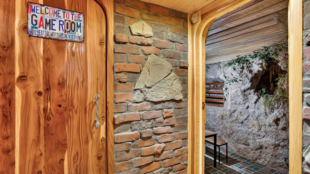 Photo of Bedroom in Cedar Glen