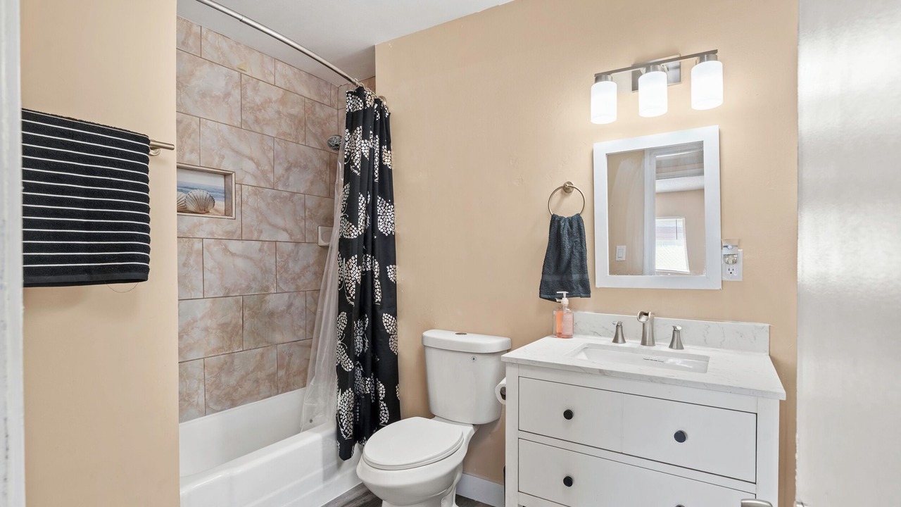 Photo of Bathroom in Pumpkin Center