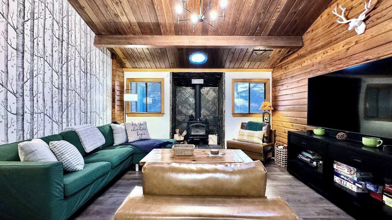 Photo of Livingroom in Pollock Pines