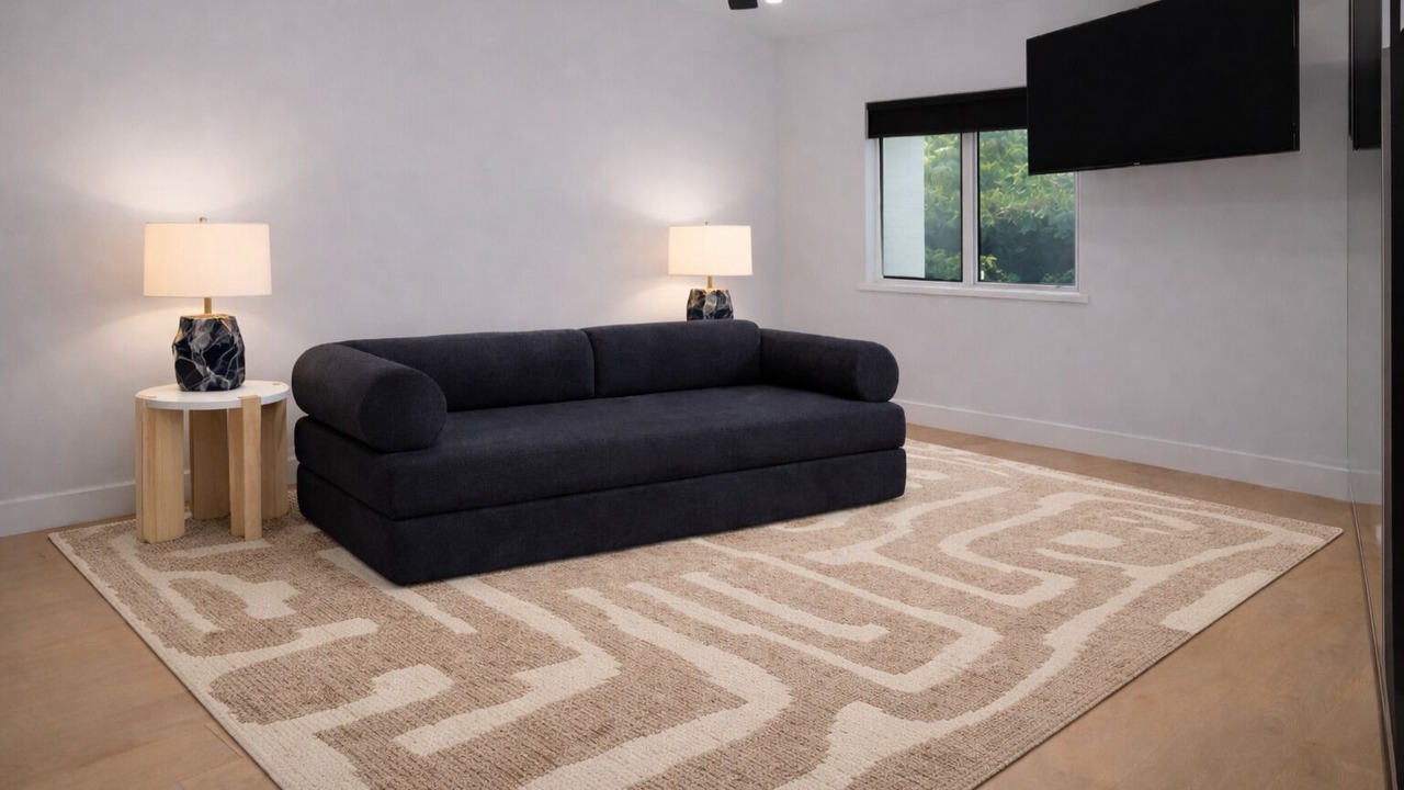 Photo of Livingroom in Woodland Hills