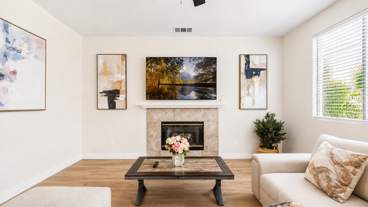 Photo of Livingroom in Eastvale