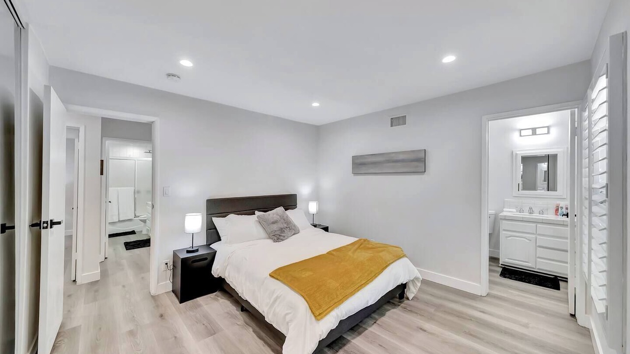 Photo of Bedroom in West Hills
