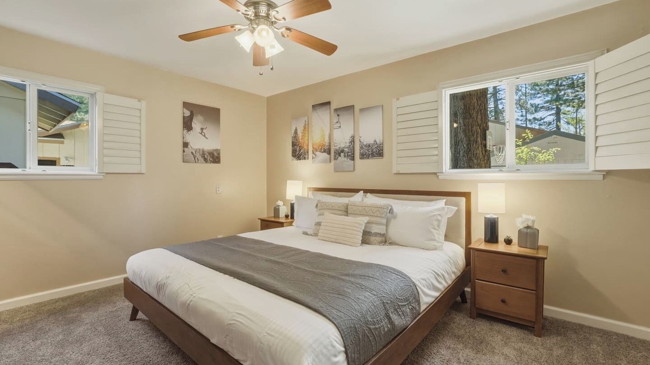 Photo of Bedroom in Tahoe Island