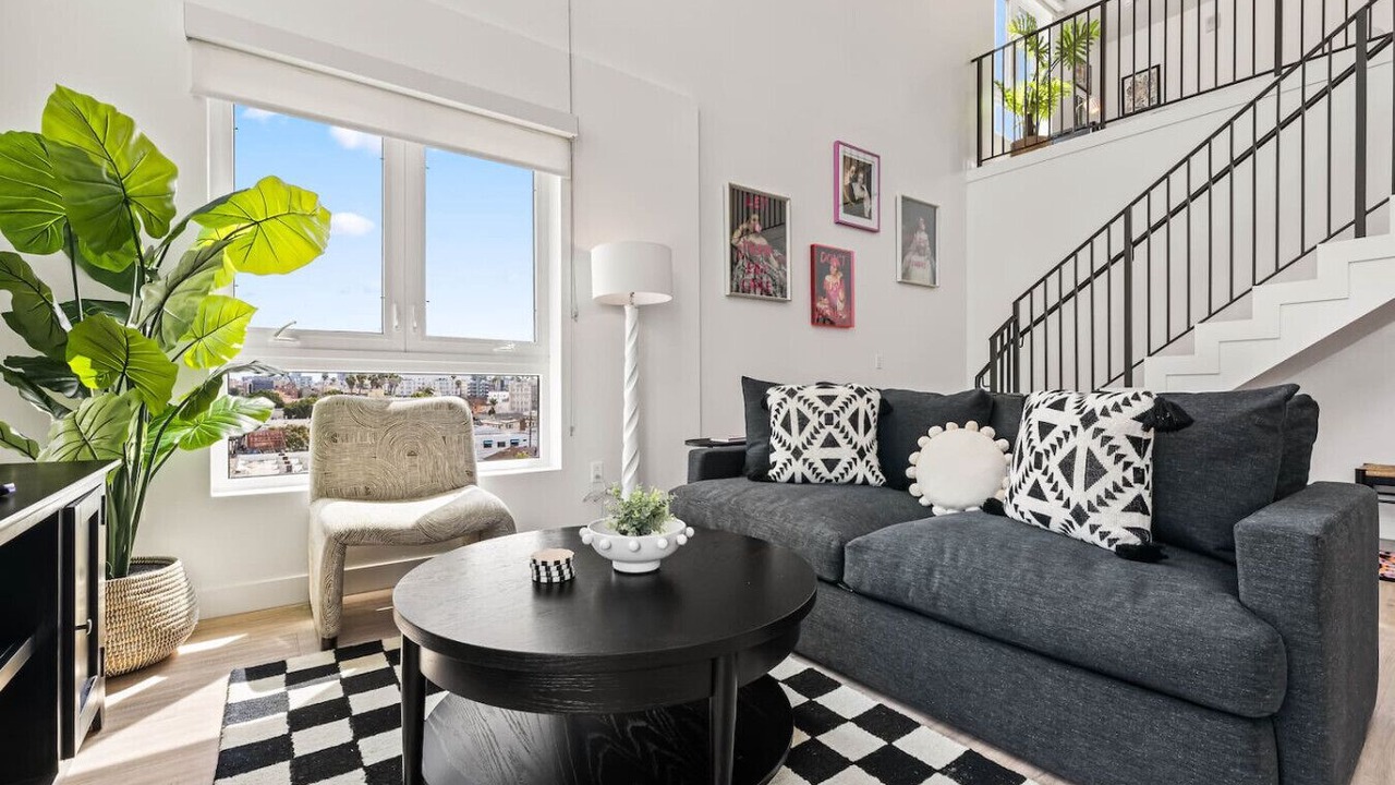 Photo of Livingroom in Koreatown