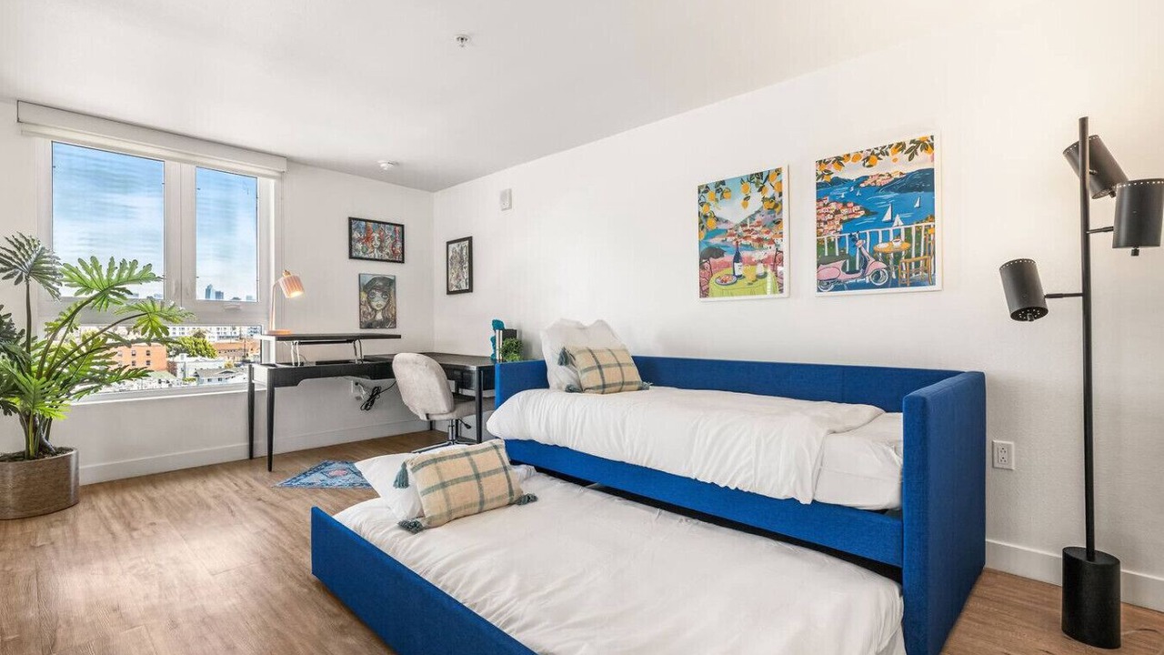Photo of Bedroom in Koreatown