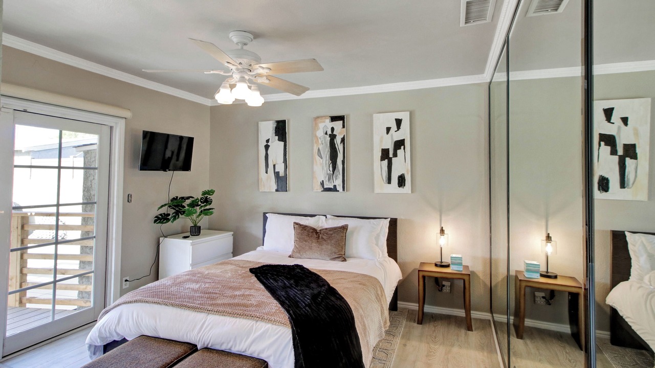 Photo of Bedroom in Del Aire