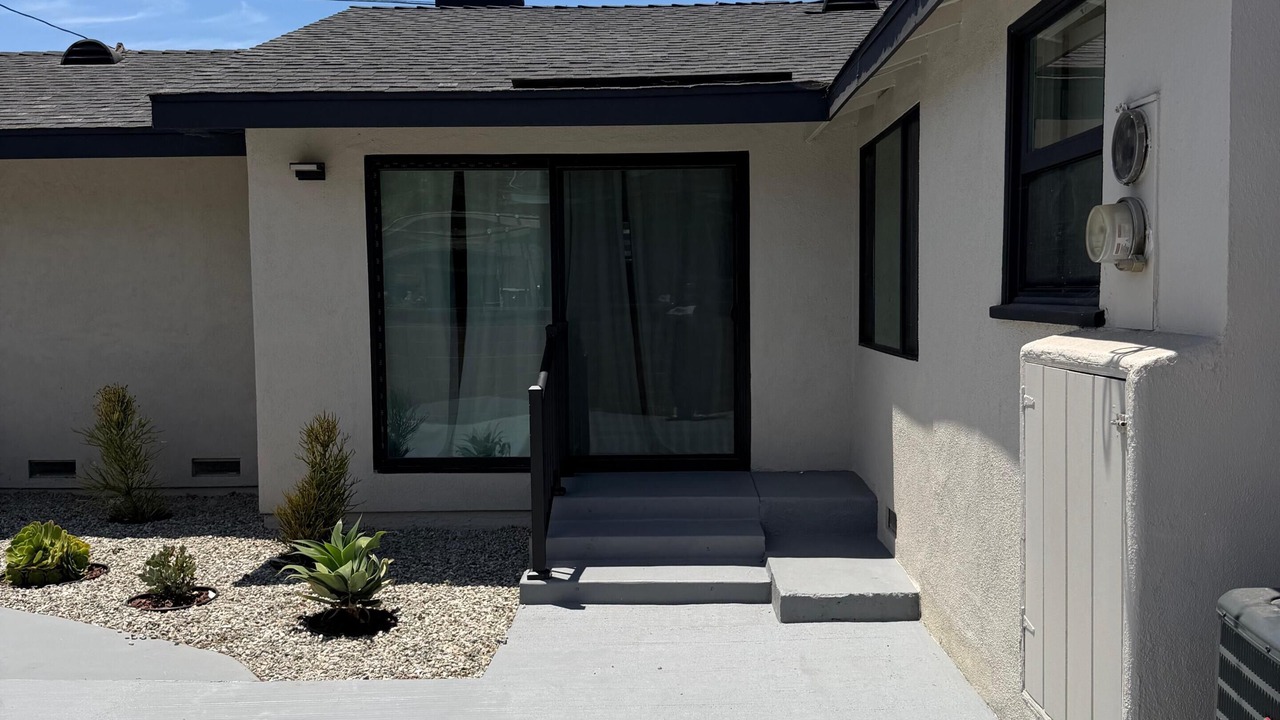 Photo of Outdoor in Harbor Gateway North