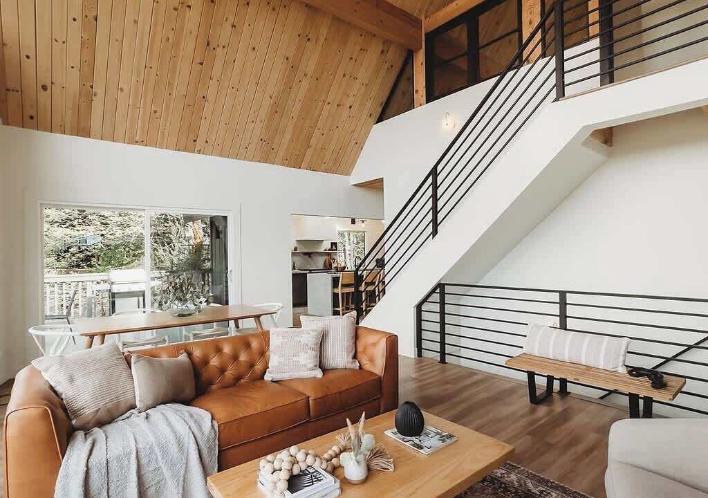 Photo of Livingroom in Cedar Glen