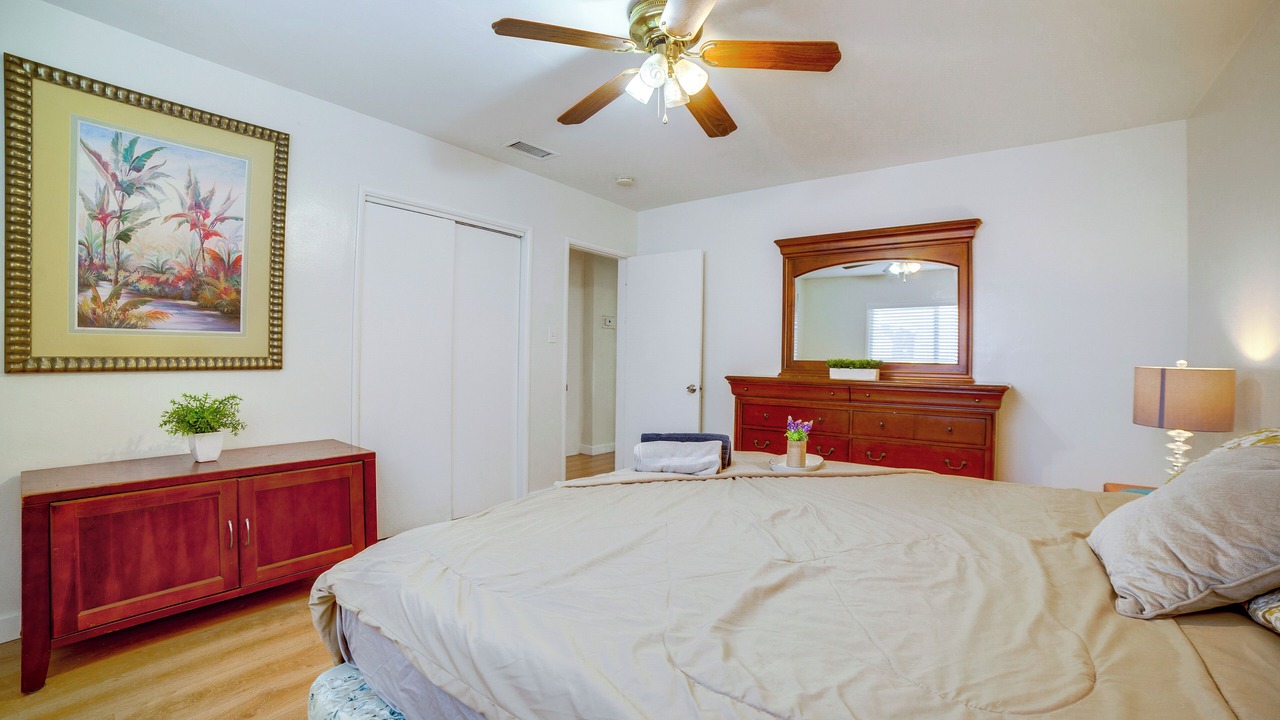 Photo of Bedroom in Rialto