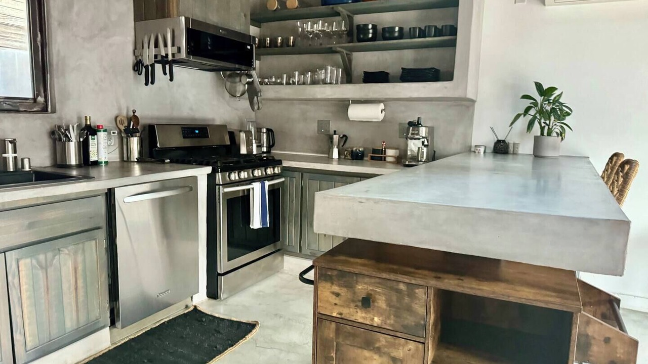 Photo of Kitchen in Del Rey