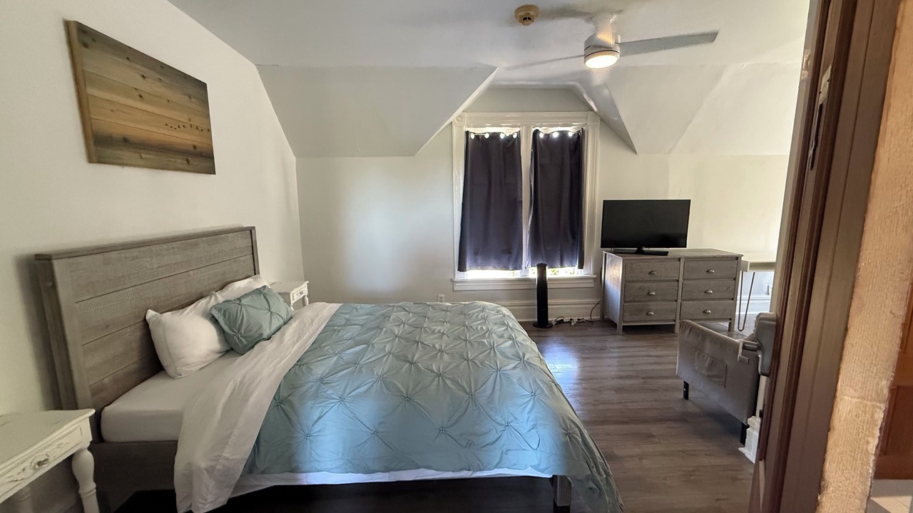 Photo of Bedroom in Westside Santa Cruz
