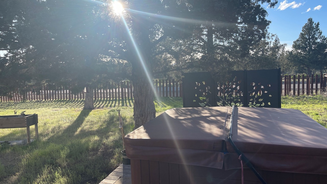 Photo of Outdoor in Weed