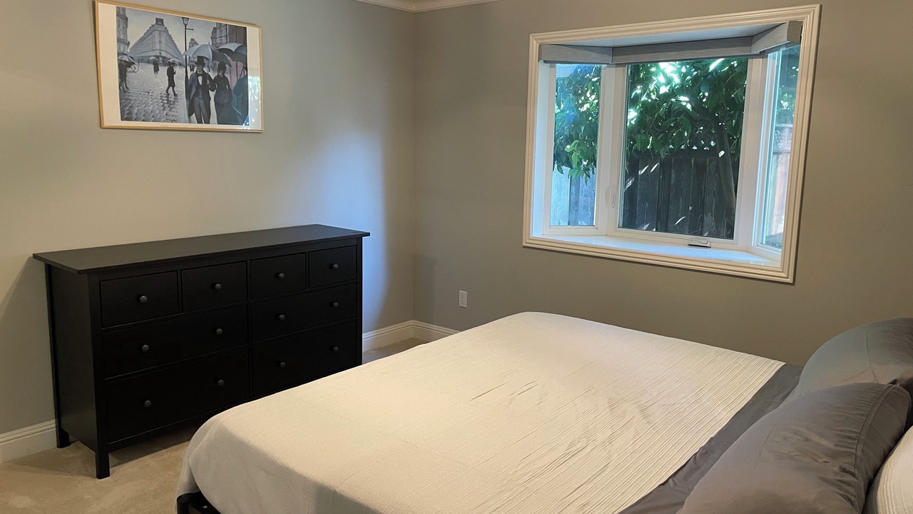 Photo of Bedroom in Willow Glen South - Lincoln Glen