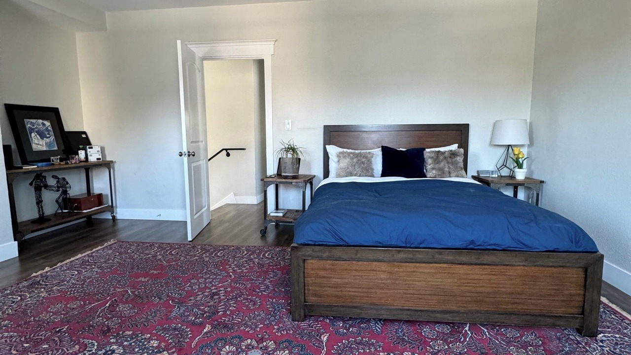 Photo of Bedroom in Mid City