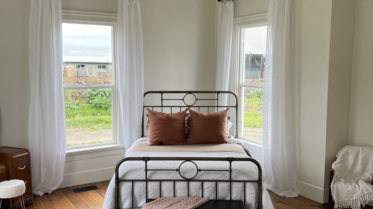 Photo of Bedroom in Ferndale