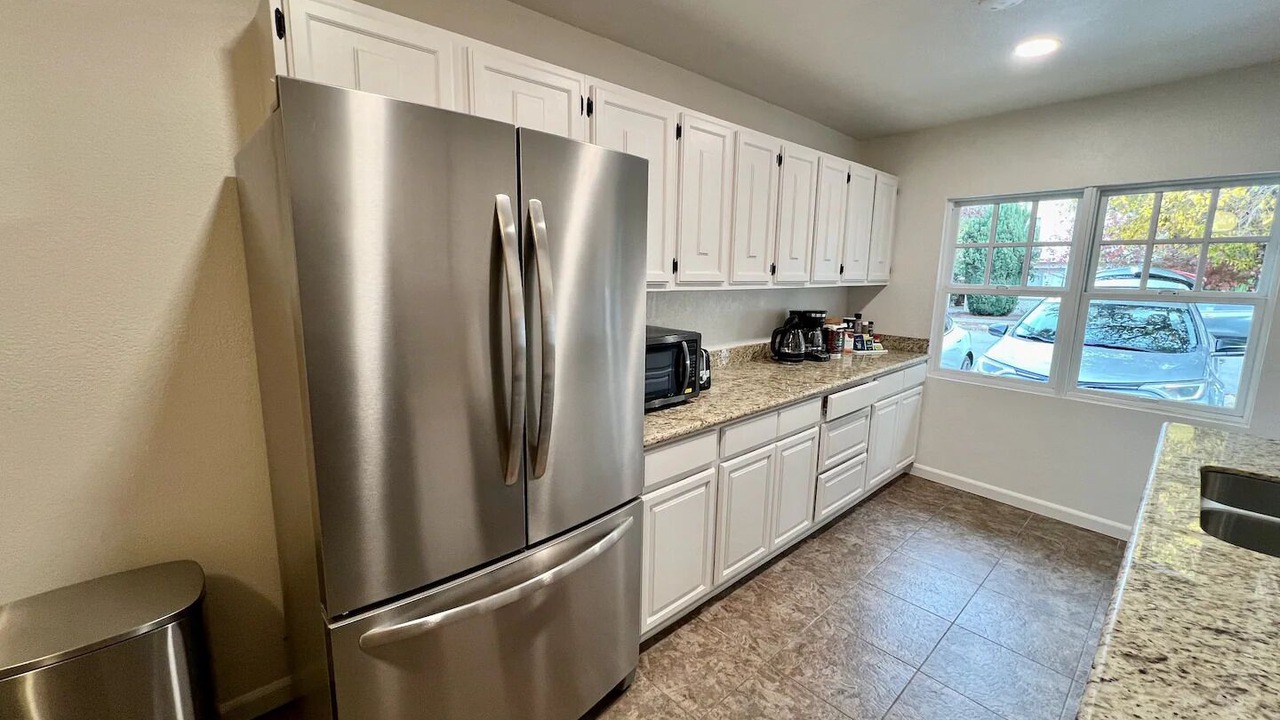 Photo of Kitchen in Shoreline West