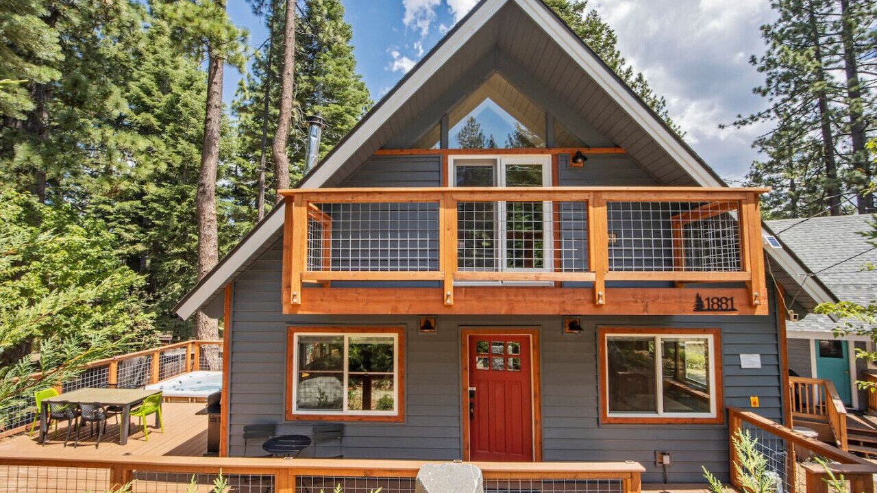 Photo of Outdoor in Pioneer Trail