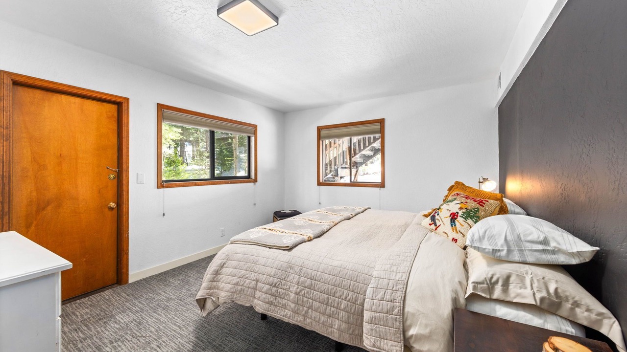 Photo of Bedroom in Tahoe Woods