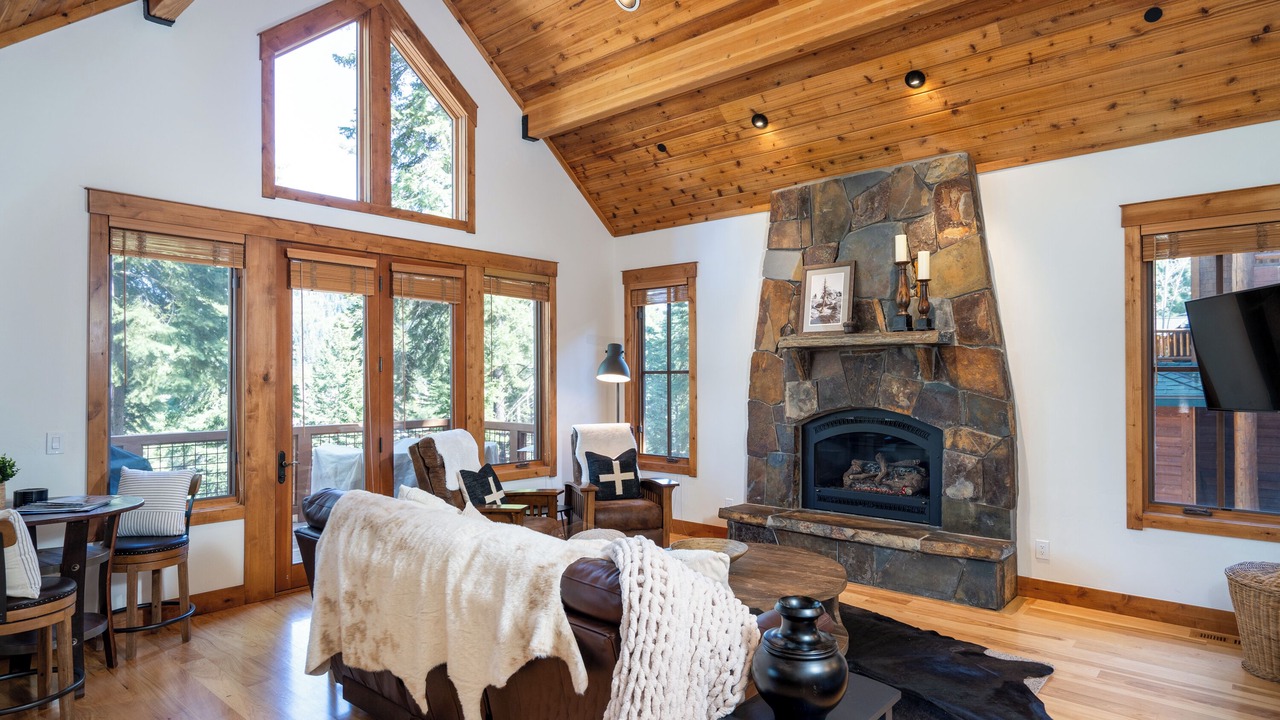 Photo of Livingroom in Truckee