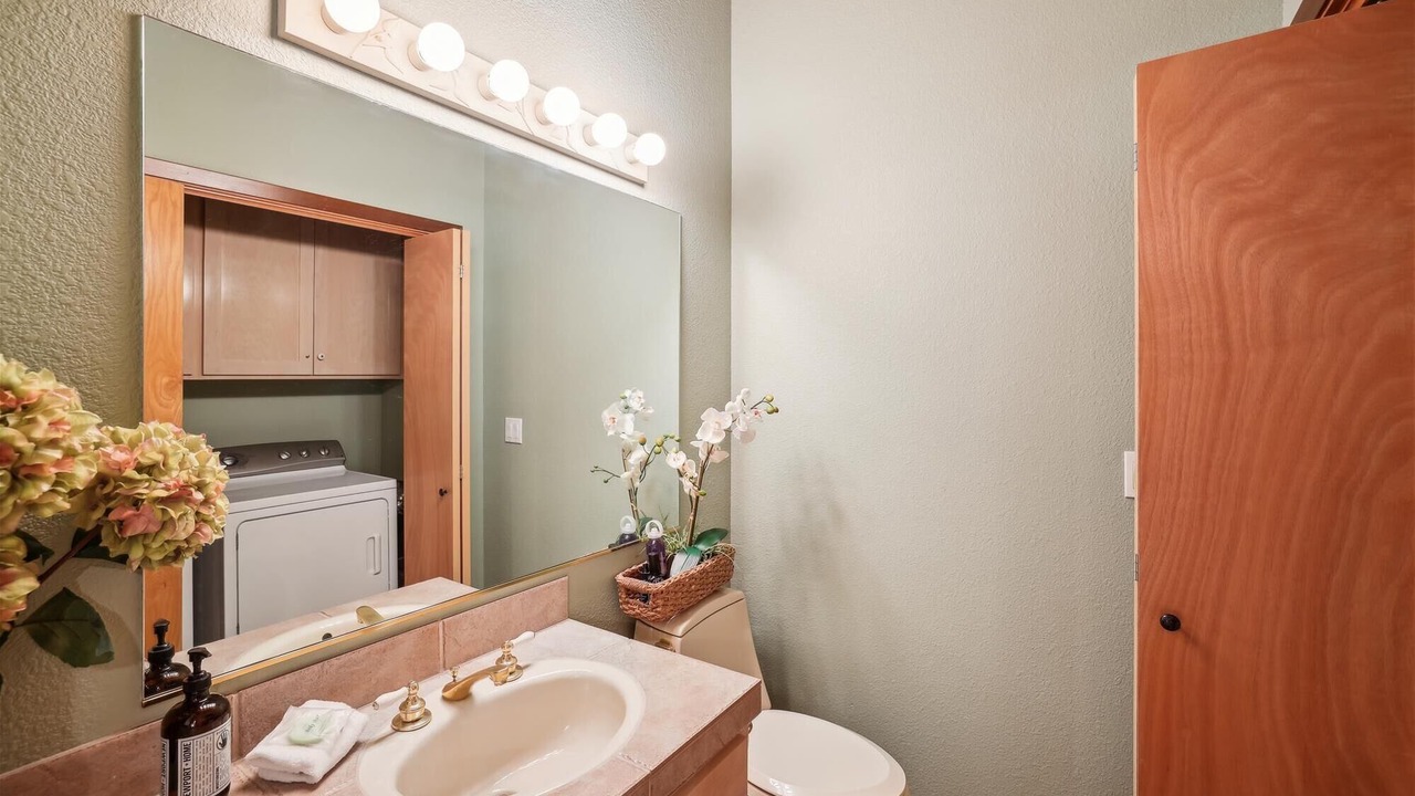 Photo of Bedroom in Alpine Meadows