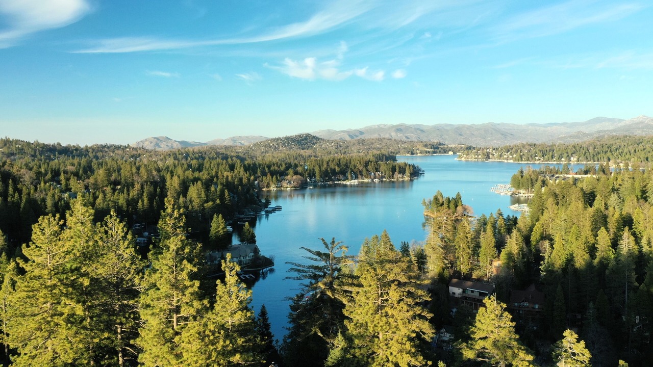 Photo of Others in Lake Arrowhead