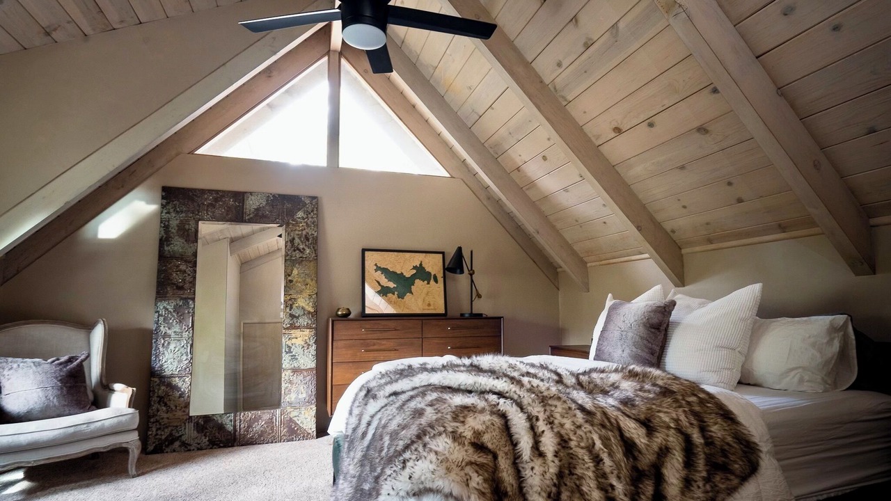 Photo of Bedroom in Lake Arrowhead