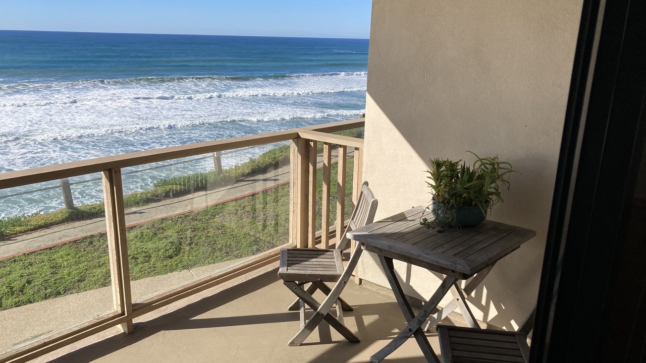 Photo of Patio Balcony in Solana Beach