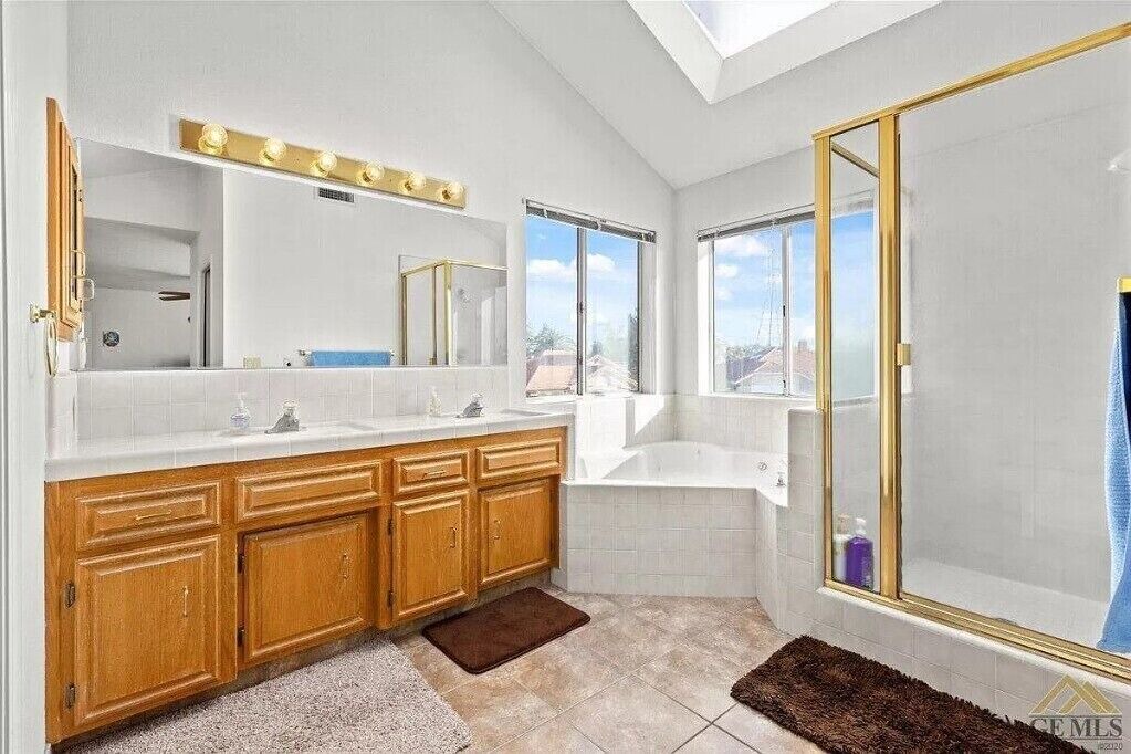 Photo of Bathroom in Greenacres