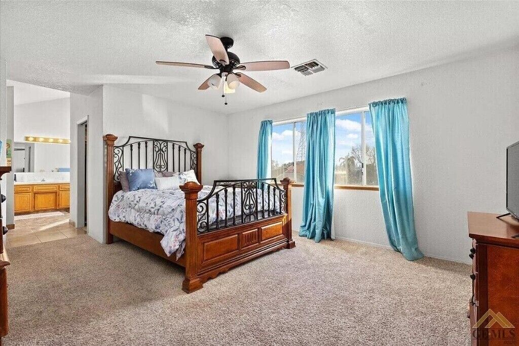 Photo of Bedroom in Greenacres