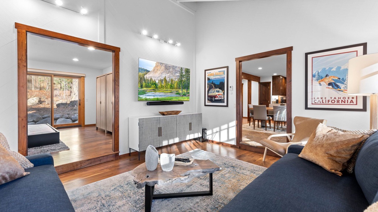 Photo of Livingroom in Dollar Point