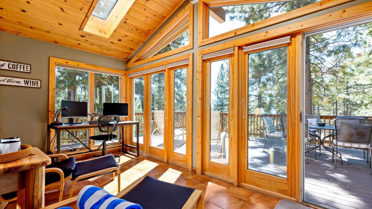 Photo of Livingroom in Lake Forest