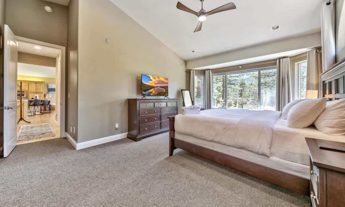 Photo of Bedroom in Tahoe Paradise