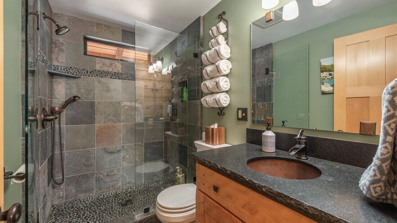 Photo of Bathroom in Tahoe Pines