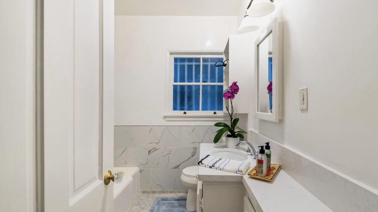 Photo of Bathroom in Beverly Hills