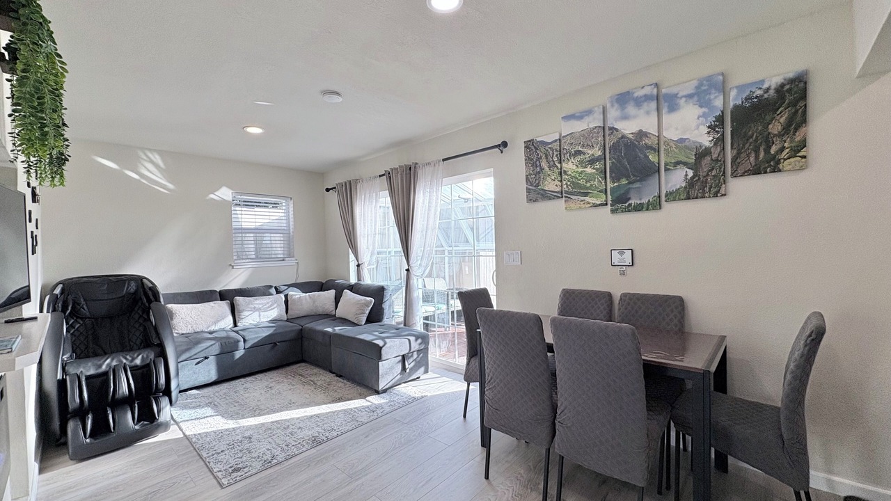 Photo of Bedroom in Westlake