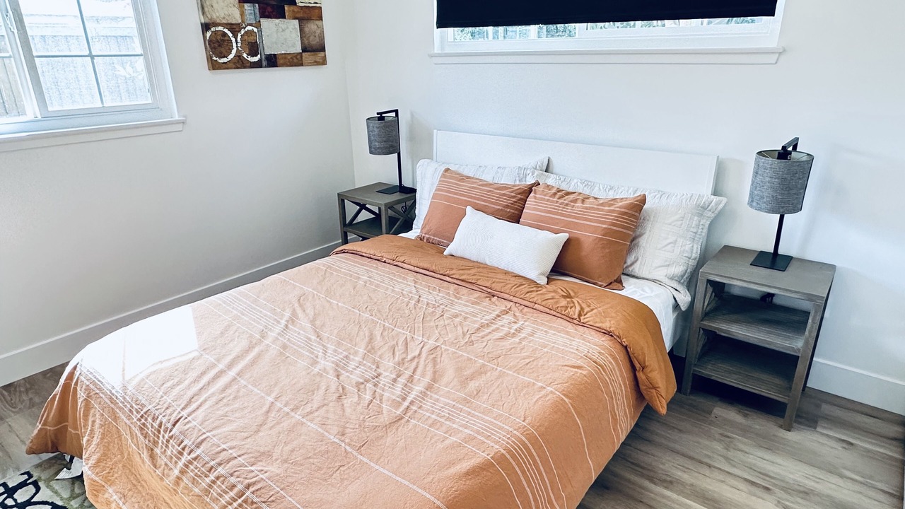 Photo of Bedroom in Willow Glen
