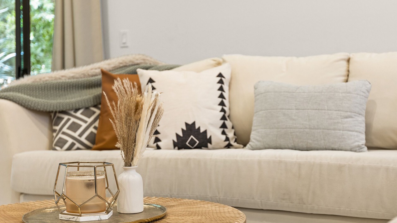 Photo of Livingroom in West Los Angeles
