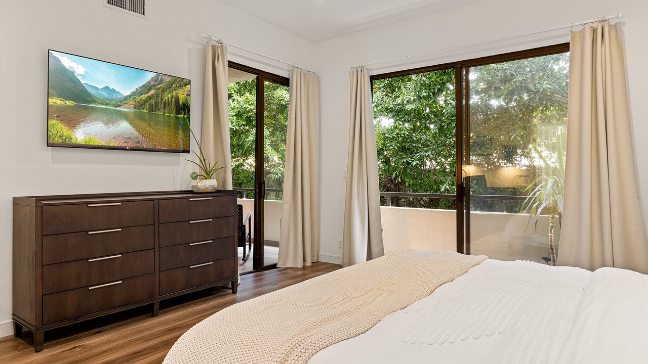 Photo of Bedroom in West Los Angeles