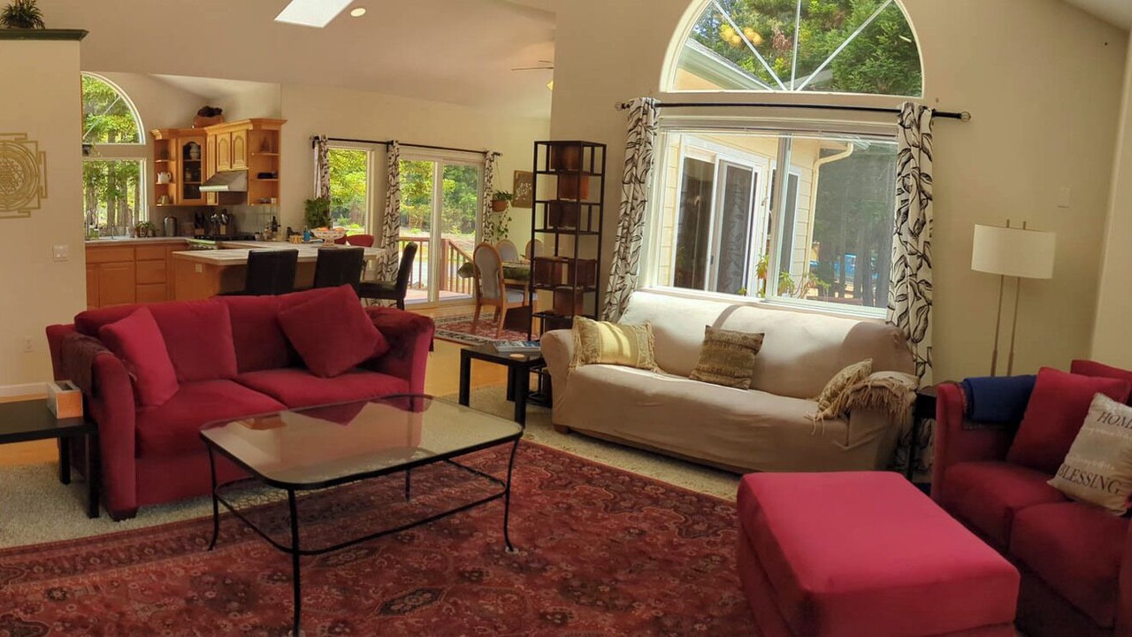 Photo of Livingroom in Gualala