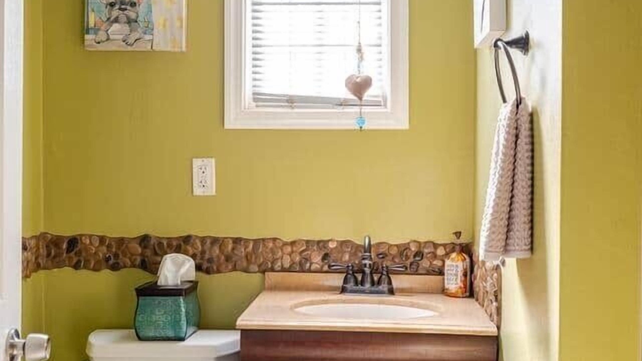 Photo of Bathroom in Leimert Park